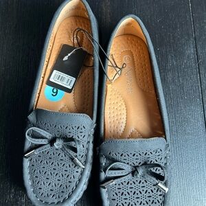 American Exchange Women's Loafers brand new size 6